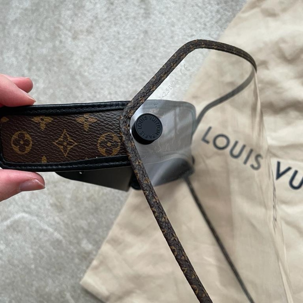 Vuitton limited face mask shield - Picture 4 of 5